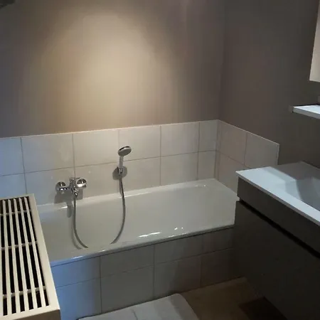 Residentie Phoebus 아파트 *